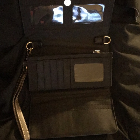 Wallet - Picture 3 of 4